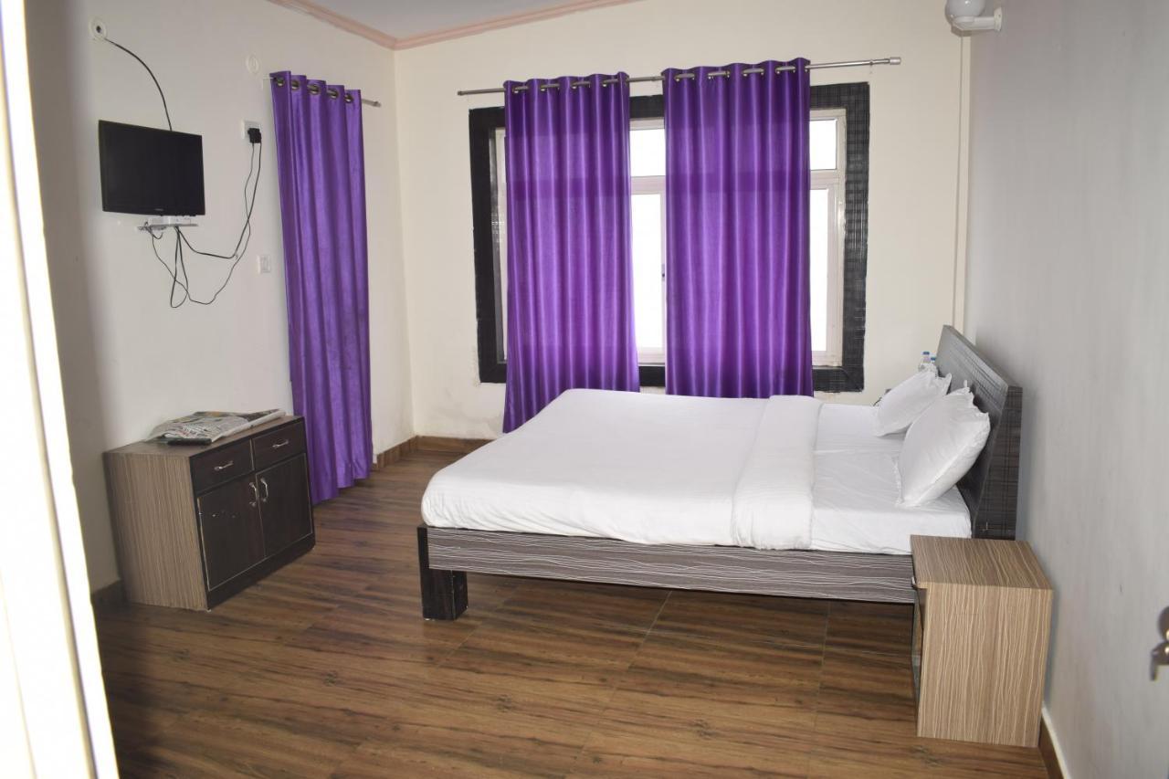 Oyo 23298 Hotel Uttaranchal Inn Nainital Zewnętrze zdjęcie
