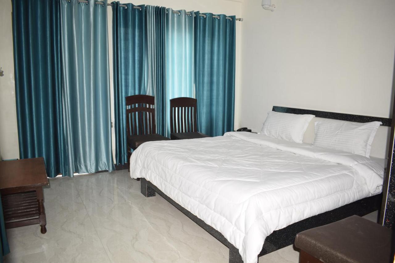 Oyo 23298 Hotel Uttaranchal Inn Nainital Zewnętrze zdjęcie