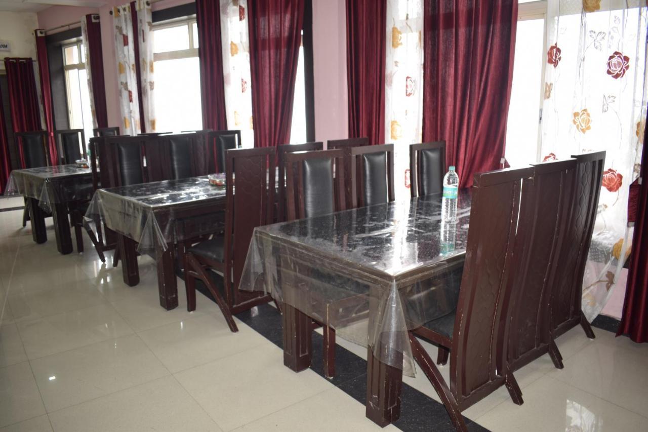 Oyo 23298 Hotel Uttaranchal Inn Nainital Zewnętrze zdjęcie